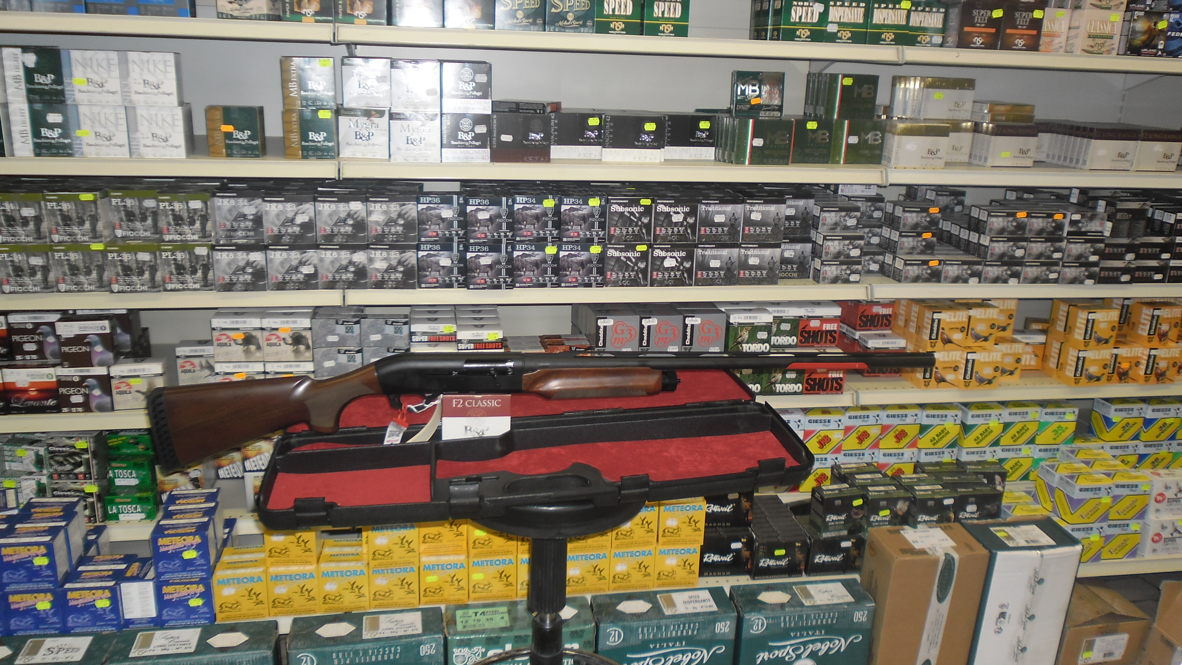 FUCILE SEMIAUTOMATICO - MARCA BENELLI - MODELLO M2 WOOD - CALIBRO 12 401